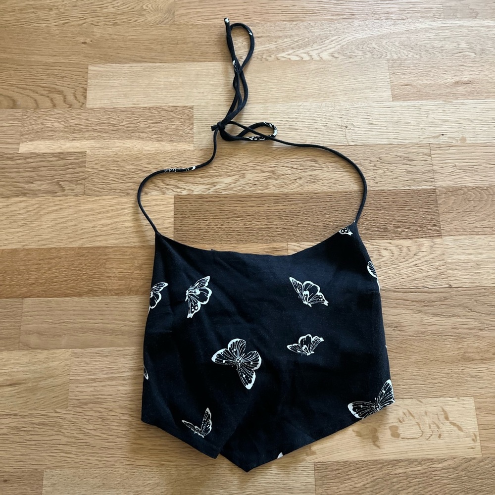 Le Lis Black & White Butterfly Crop Halter Hankerchief Top *Brand New*